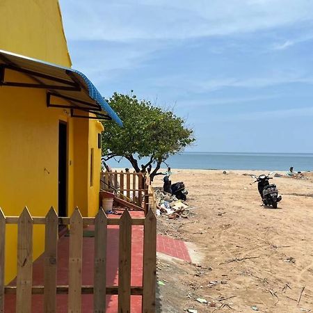 Coral Bay Beach House 1Bhk 퐁디셰리 외부 사진